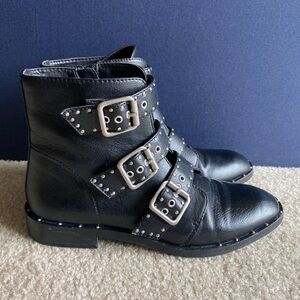 Women’s Chinese laundry, vegan leather boots booties sz 7